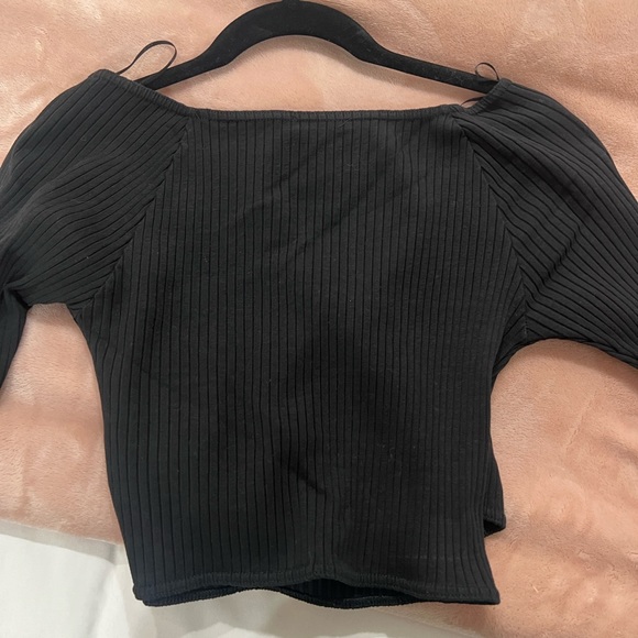 Zara Long Sleeve Crop Top - Picture 3 of 5